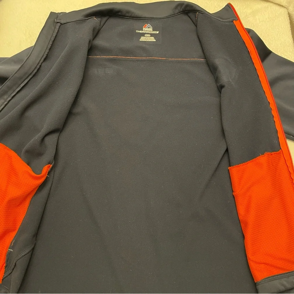 Majestic Therma Base Zip Up Chicago Bears Jacket. Size L